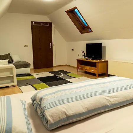 Schafbergblick Apartment *
